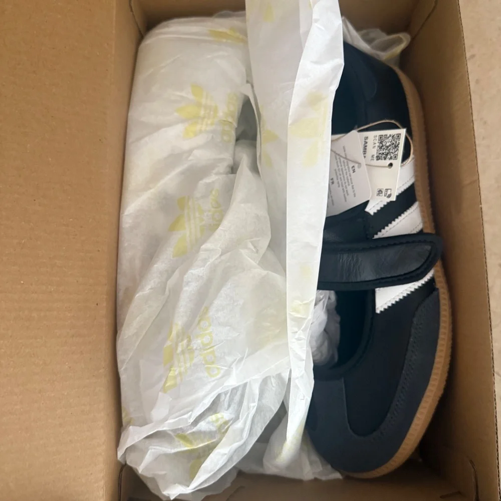 🆕 in box Adidas Samba Jane in Black Women’s 8.5 - Picture 2 of 4